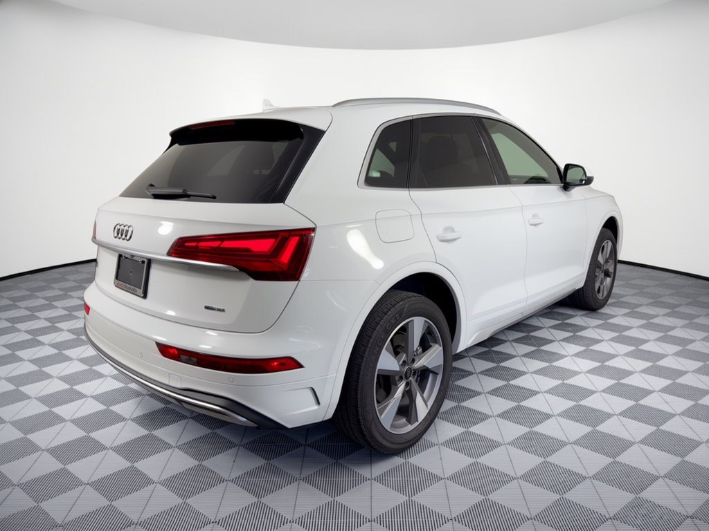 Used 2023 Audi Q5 2.0T Premium w/ Convenience Package AWD/4WD image 9