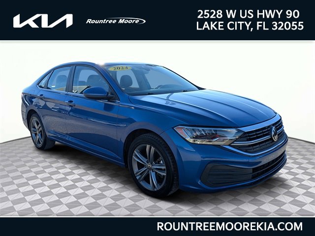 Used 2024 Volkswagen Jetta SE