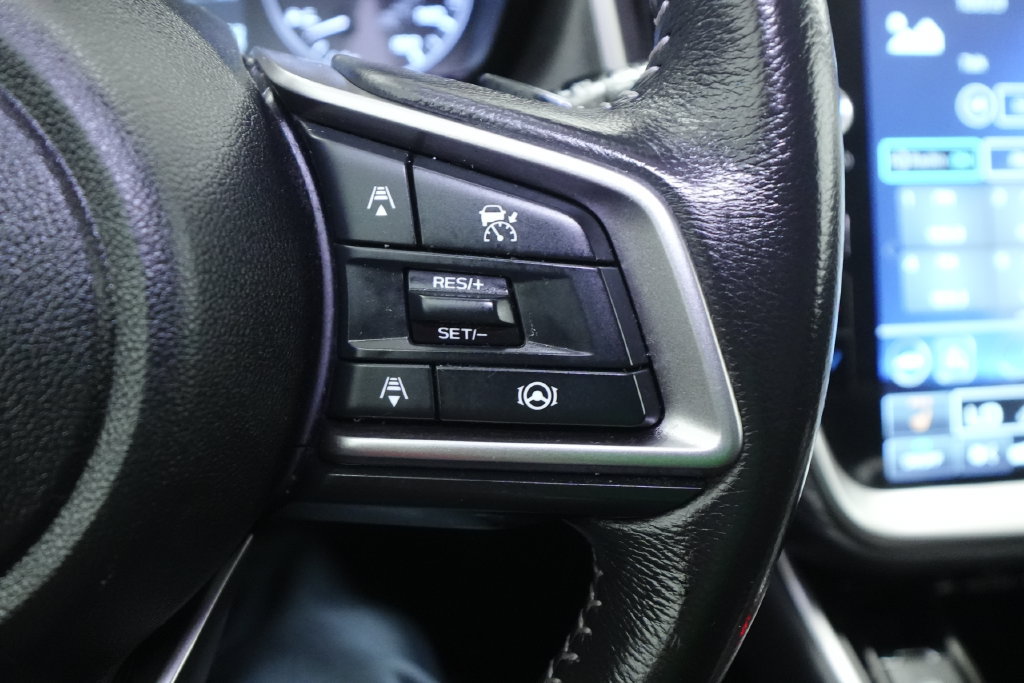 Used 2023 Subaru Outback Premium AWD/4WD image 33