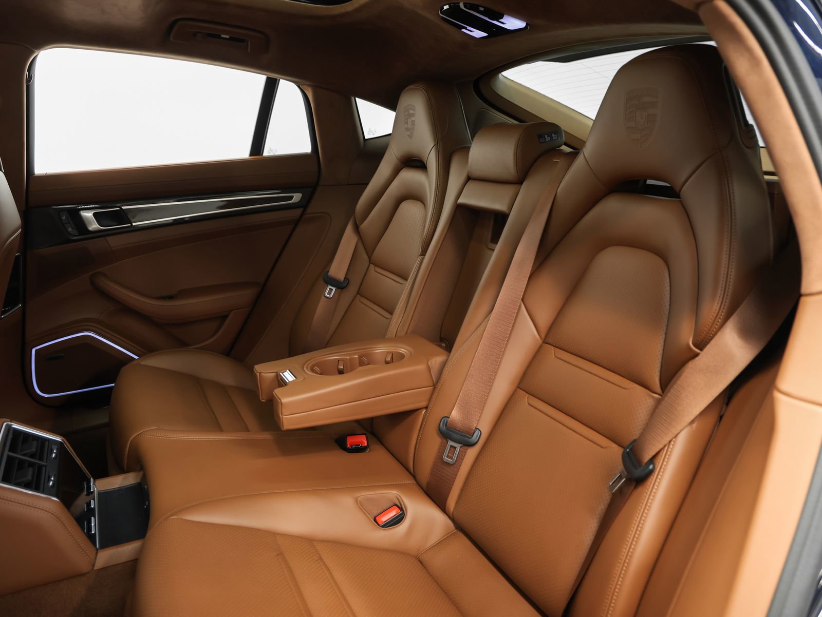 Used 2023 Porsche Panamera GTS image 59