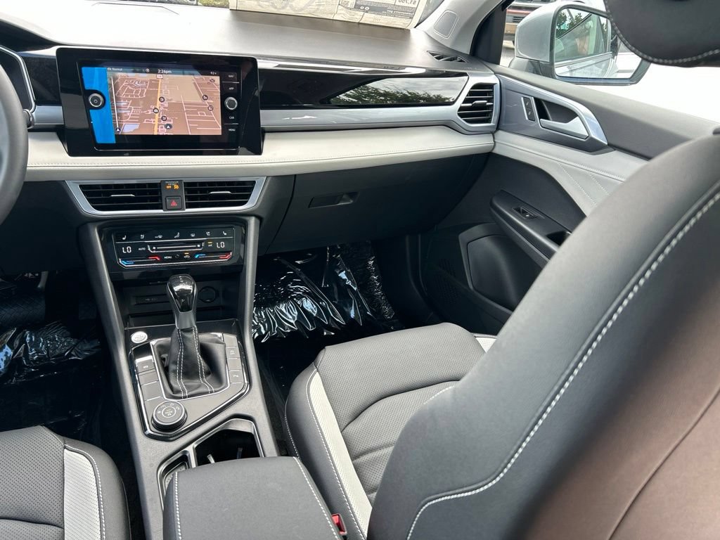 New 2026 Volkswagen Taos SEL AWD/4WD image 11