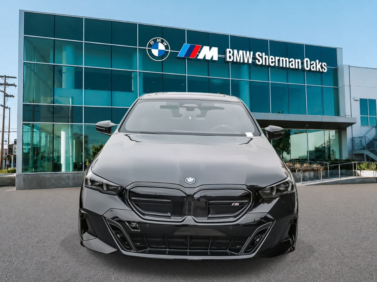 New 2026 BMW i5 M60 AWD/4WD image 2