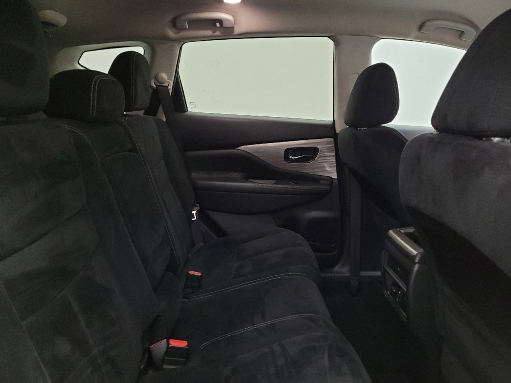 Used 2017 Nissan Murano SV image 19