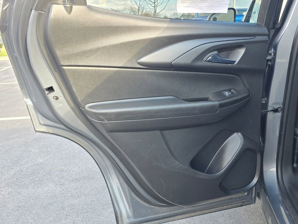 Used 2022 Chevrolet TrailBlazer LT image 24