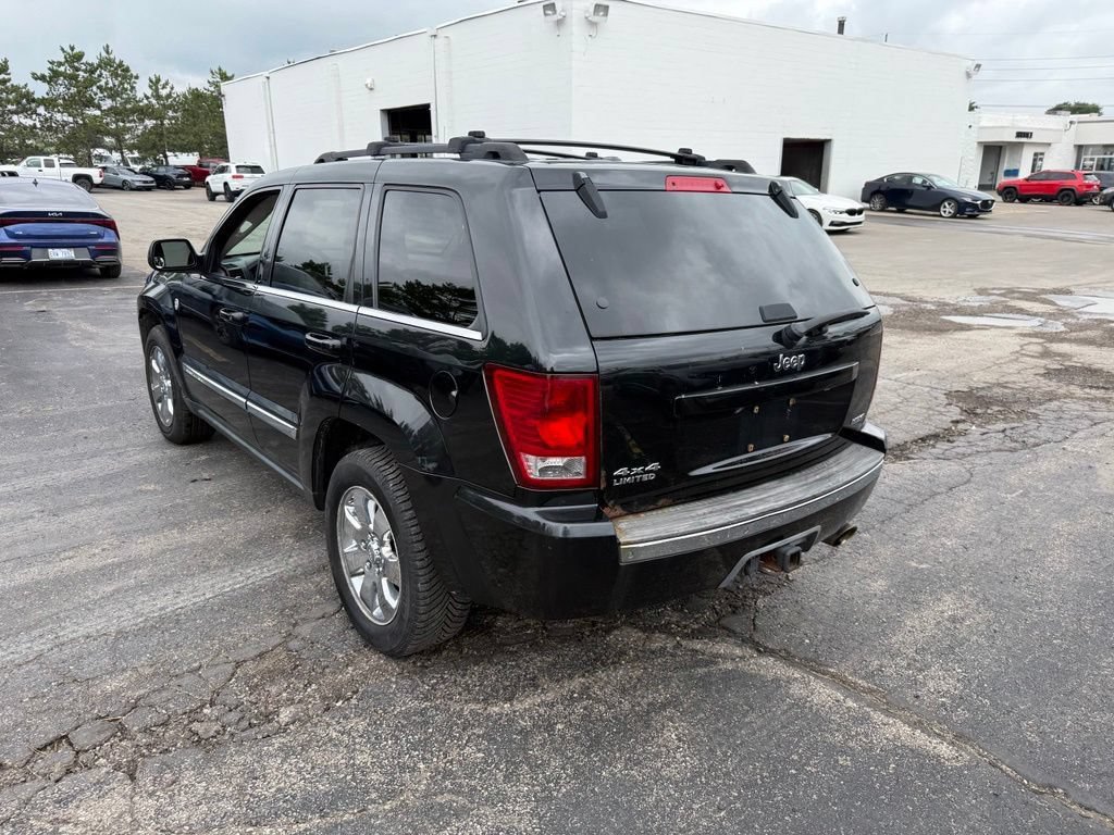 Used 2009 Jeep Grand Cherokee Limited w/ Trailer Tow Group IV AWD/4WD image 2