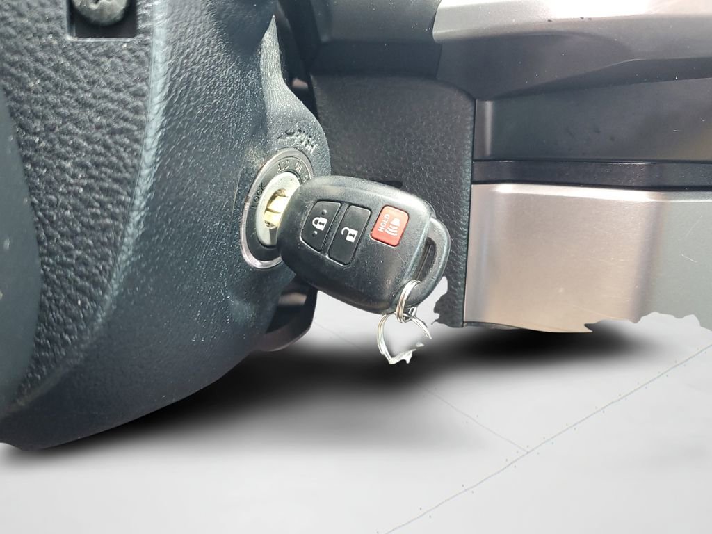 Used 2021 Toyota Tacoma SR5 image 27