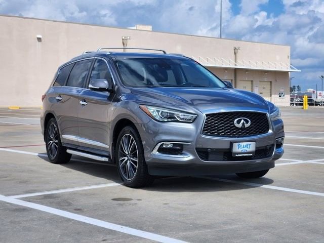 Used 2017 INFINITI QX60 FWD w/ Deluxe Technology Package image 3