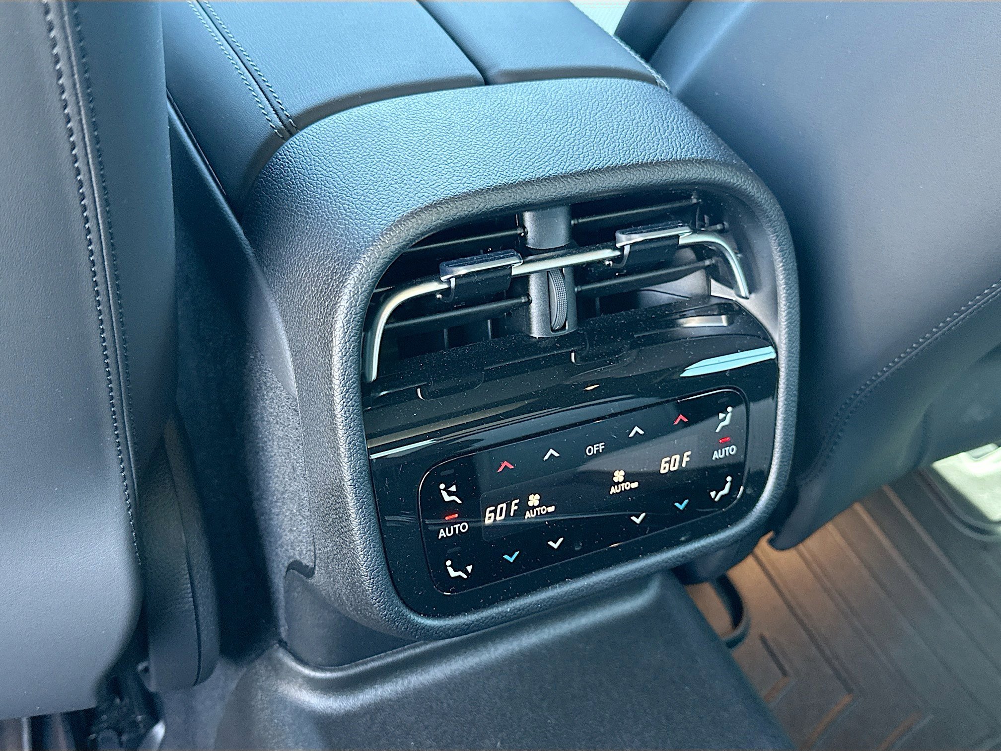 Used 2025 Mercedes-Benz E 53 AMG e 4MATIC Sedan image 25