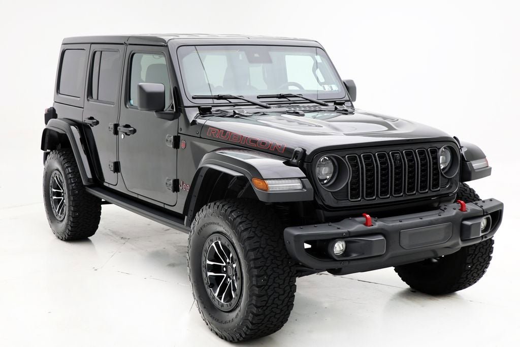 Used 2024 Jeep Wrangler Unlimited Rubicon AWD/4WD image 2