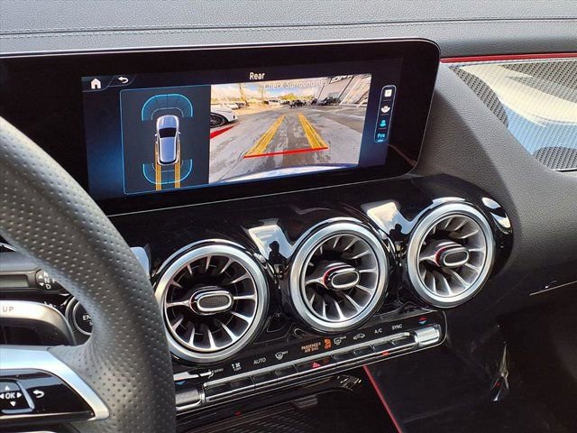 Used 2025 Mercedes-Benz GLA 35 AMG 4MATIC image 6