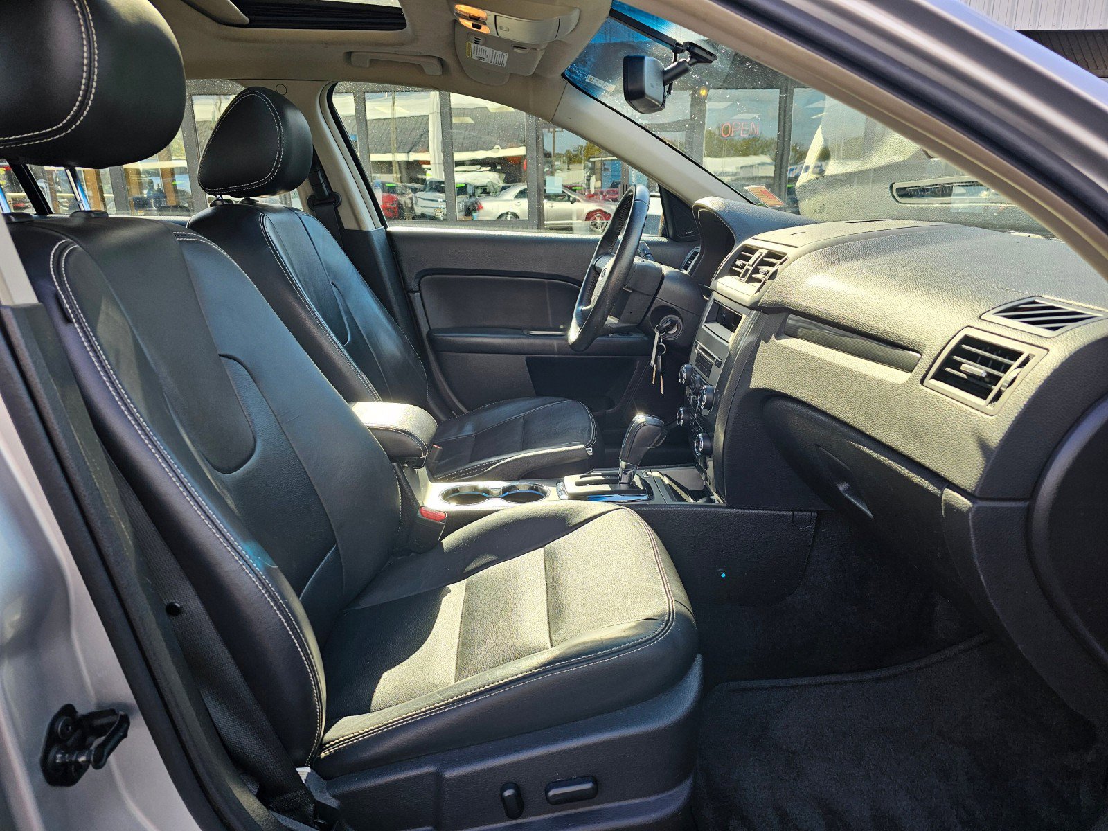 Used 2012 Ford Fusion SEL image 12