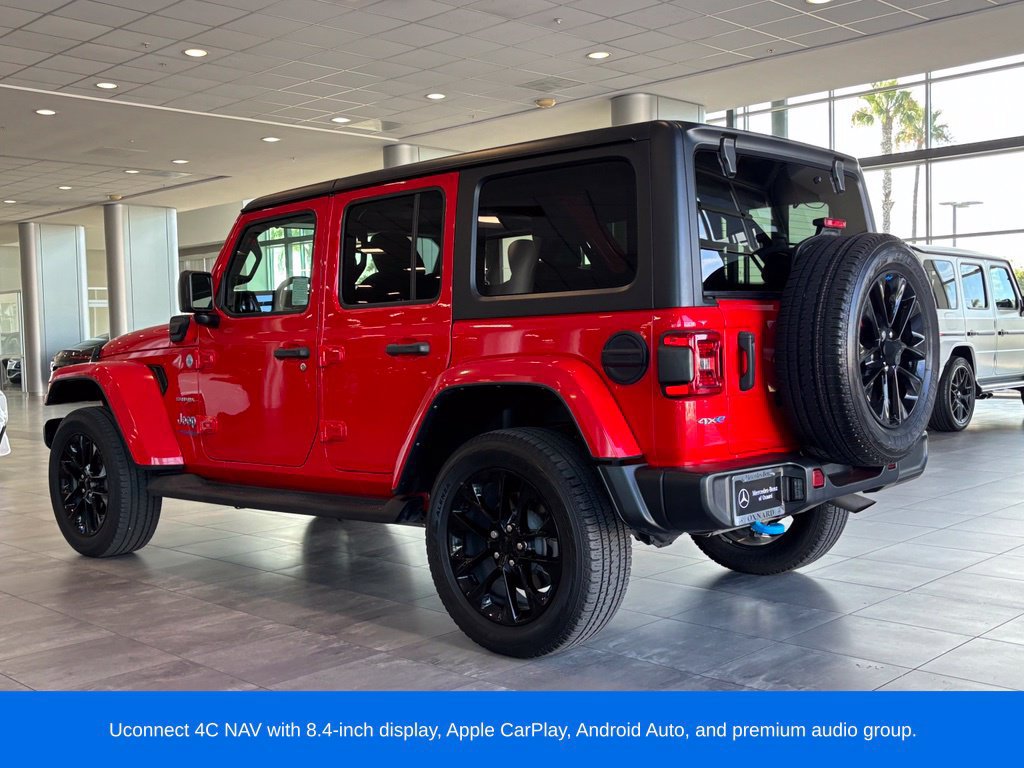 Used 2022 Jeep Wrangler Unlimited Sahara AWD/4WD image 7