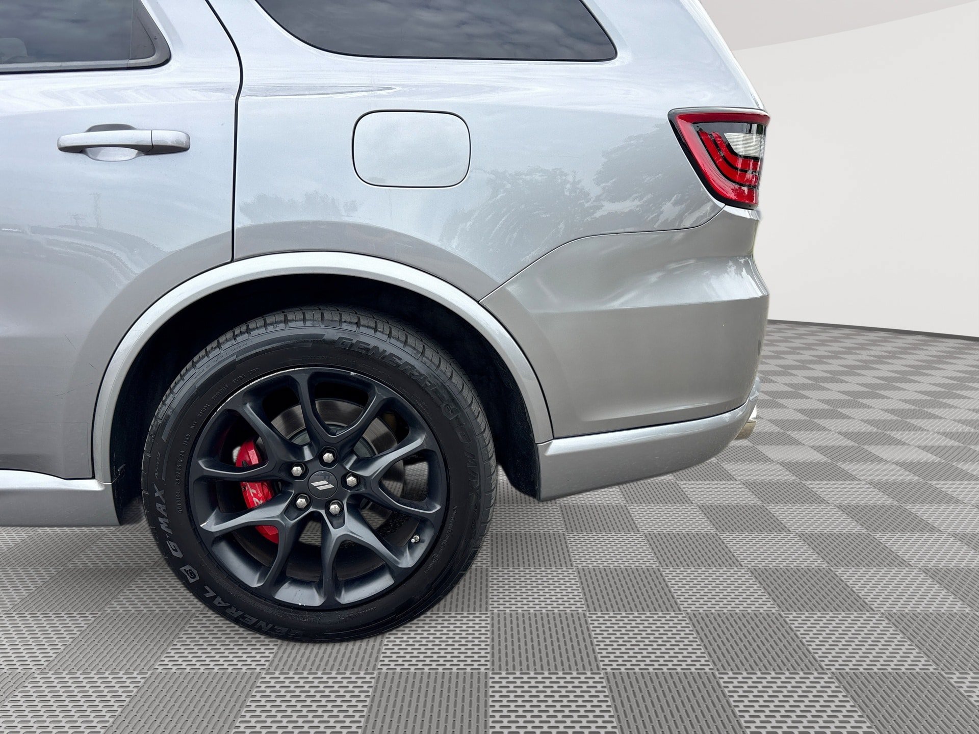 Used 2021 Dodge Durango R/T w/ Tow 'N Go Package AWD/4WD image 29