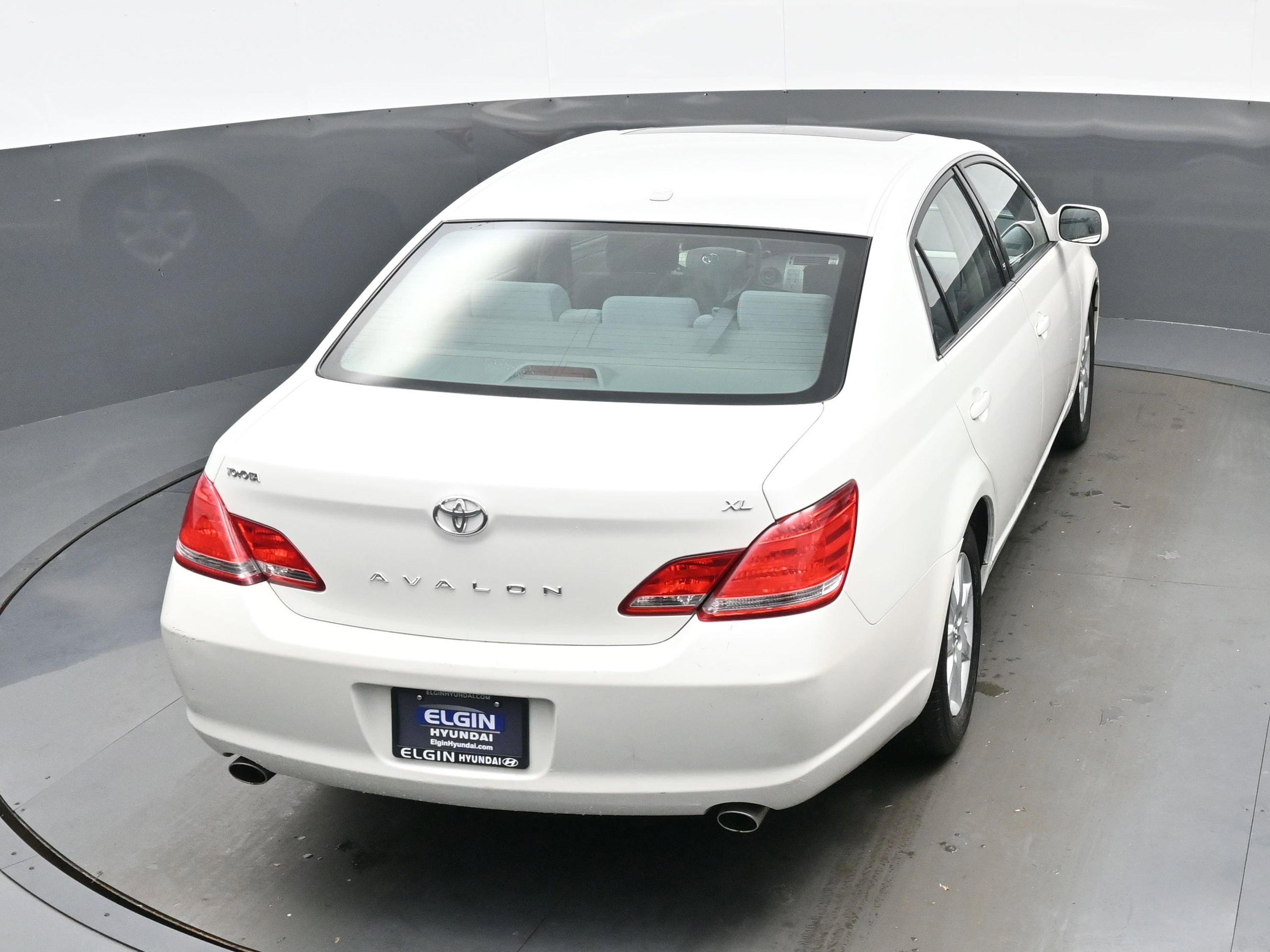 Used 2010 Toyota Avalon XL FWD image 35