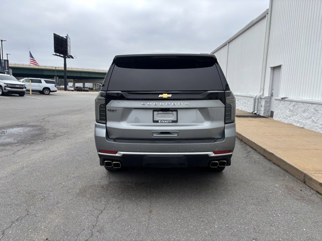 Certified 2025 Chevrolet Suburban High Country image 12