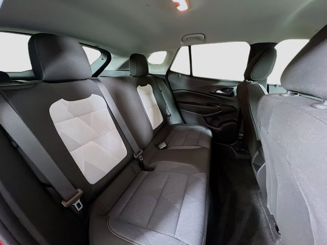 Used 2024 Chevrolet Trax LS w/ LS Convenience Package FWD image 28