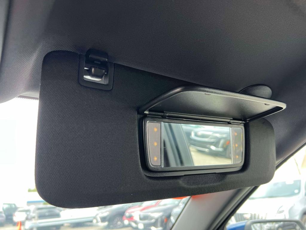 Used 2022 Chevrolet Equinox RS w/ LPO, Floor Liner Package AWD/4WD image 31