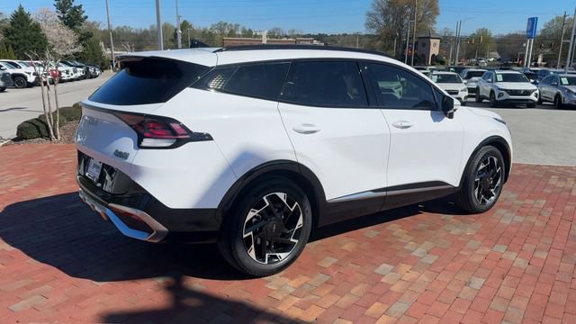 Used 2024 Kia Sportage SX image 3