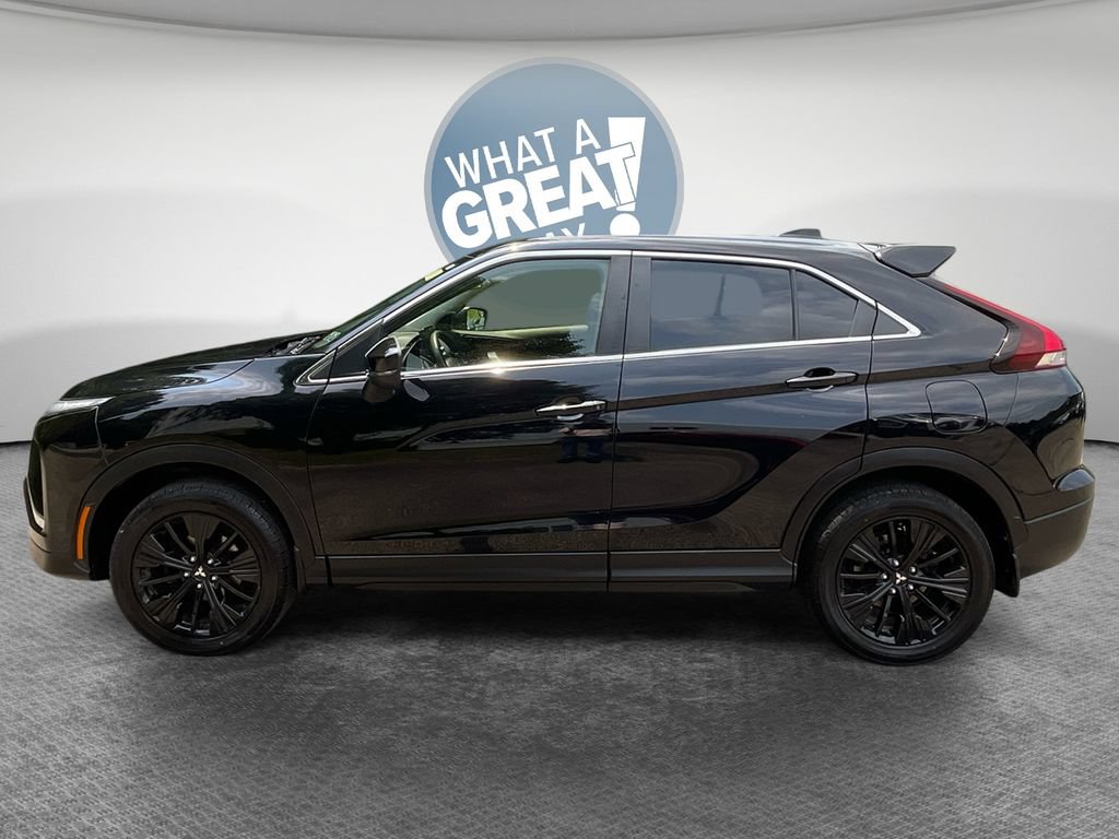Used 2022 Mitsubishi Eclipse Cross LE AWD/4WD image 7