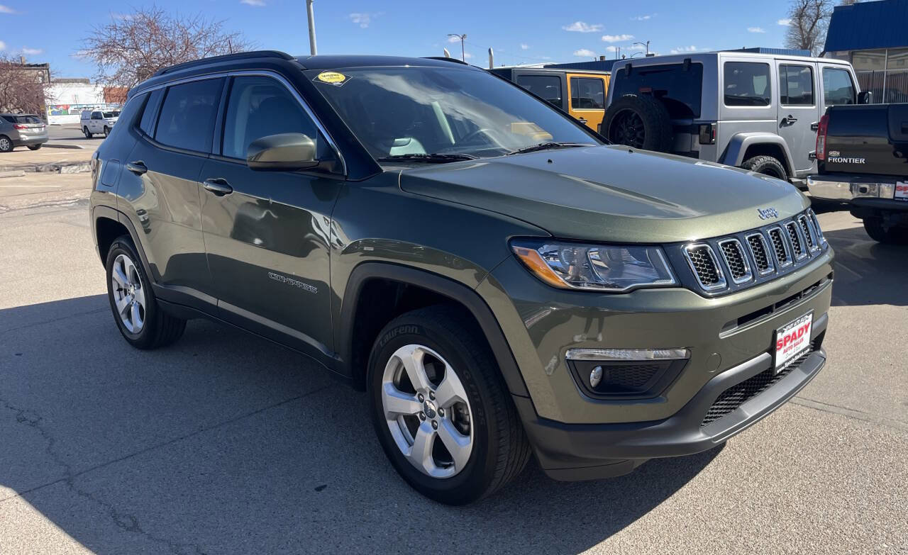 Used 2019 Jeep Compass Latitude w/ Cold Weather Group image 3
