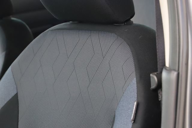 Used 2025 Nissan Versa SV FWD image 12