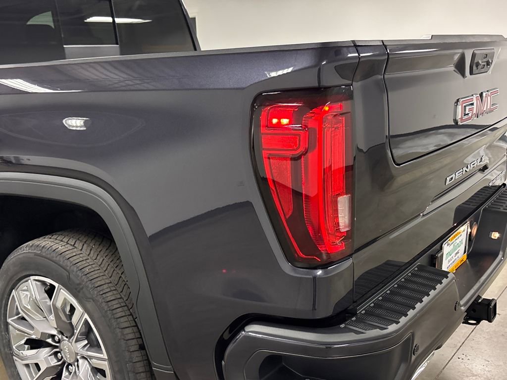 New 2026 GMC Sierra 1500 Denali w/ Denali Reserve Package image 10