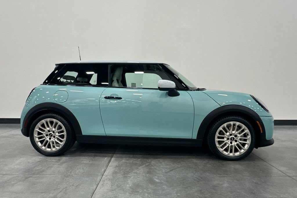 Used 2025 MINI Cooper S FWD image 3