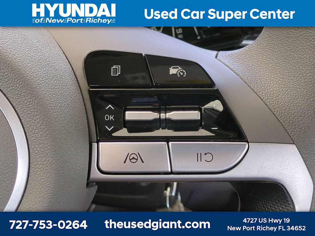 Used 2025 Hyundai Elantra SE FWD image 25