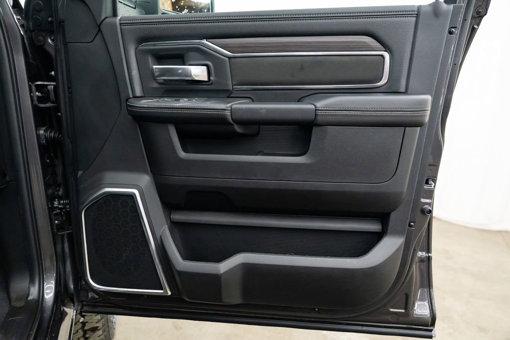 New 2026 RAM 2500 Laramie w/ Night Edition image 28
