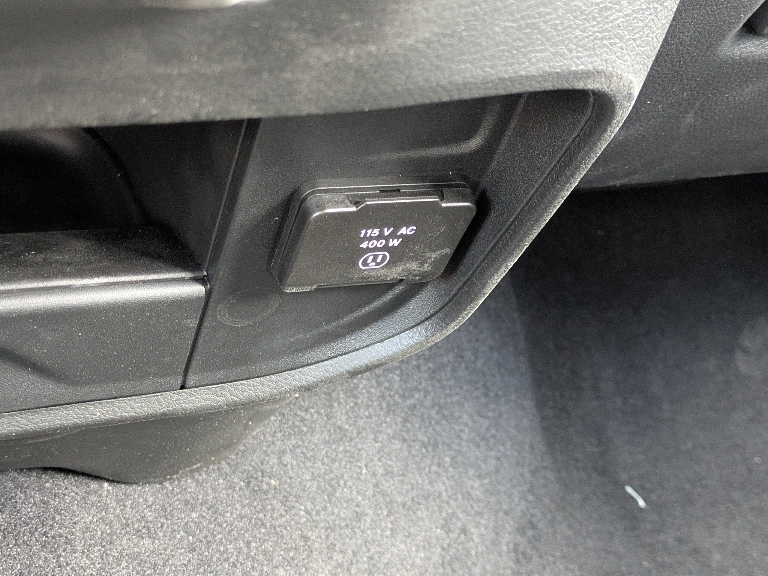 New 2026 RAM 3500 Tradesman AWD/4WD image 29