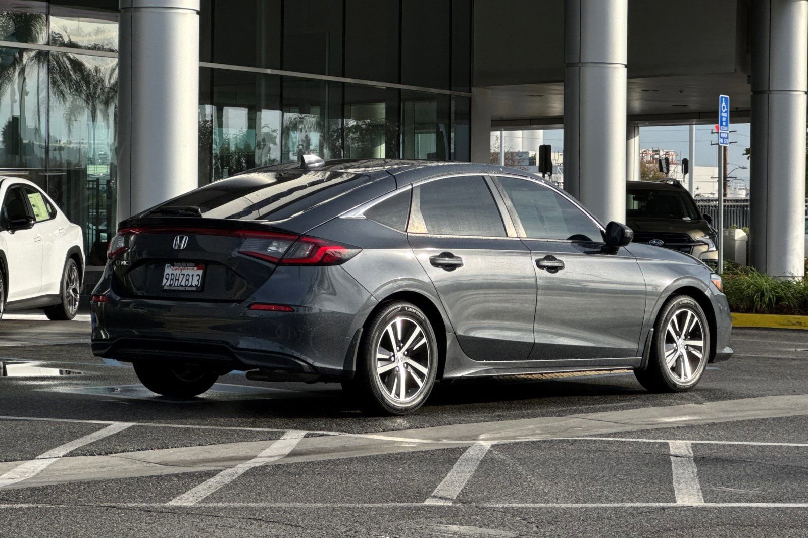 Used 2022 Honda Civic LX image 4