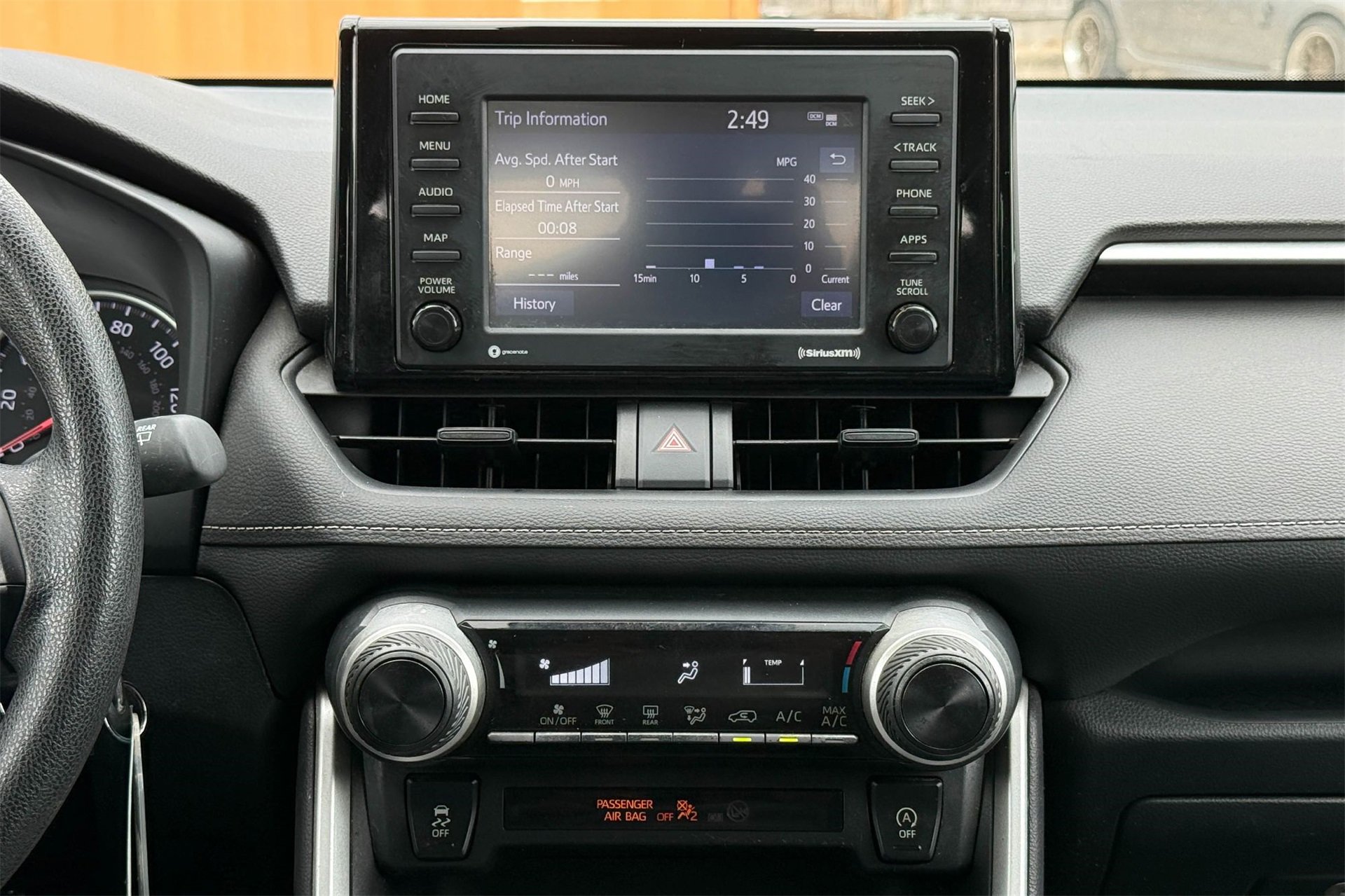 Used 2022 Toyota RAV4 LE image 16