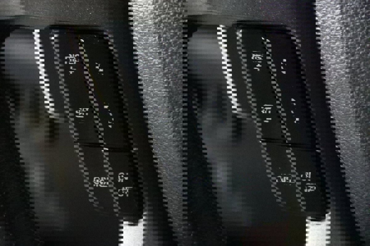 Used 2020 Ford F150 Raptor w/ Equipment Group 802A Luxury image 25