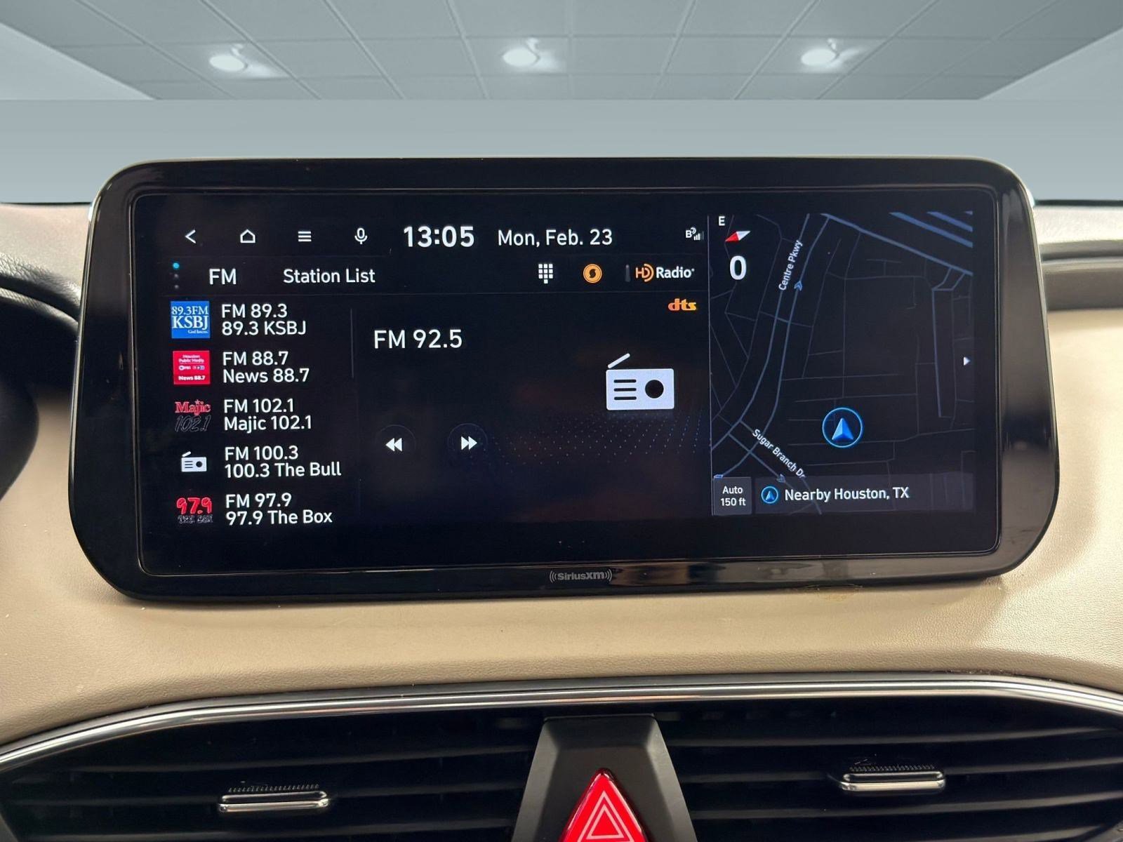 Used 2023 Hyundai Santa Fe Blue image 25