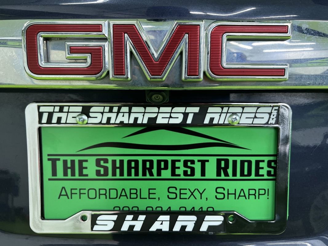 Used 2018 GMC Acadia SLT w/ LPO, Floor Liner Package FWD image 13