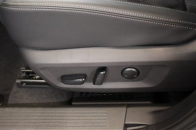 New 2026 Nissan Rogue Platinum AWD/4WD image 13