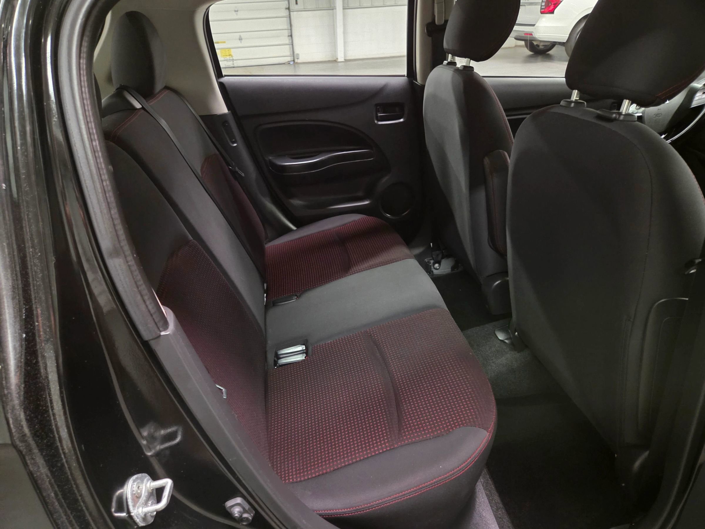 Used 2020 Mitsubishi Mirage LE image 32