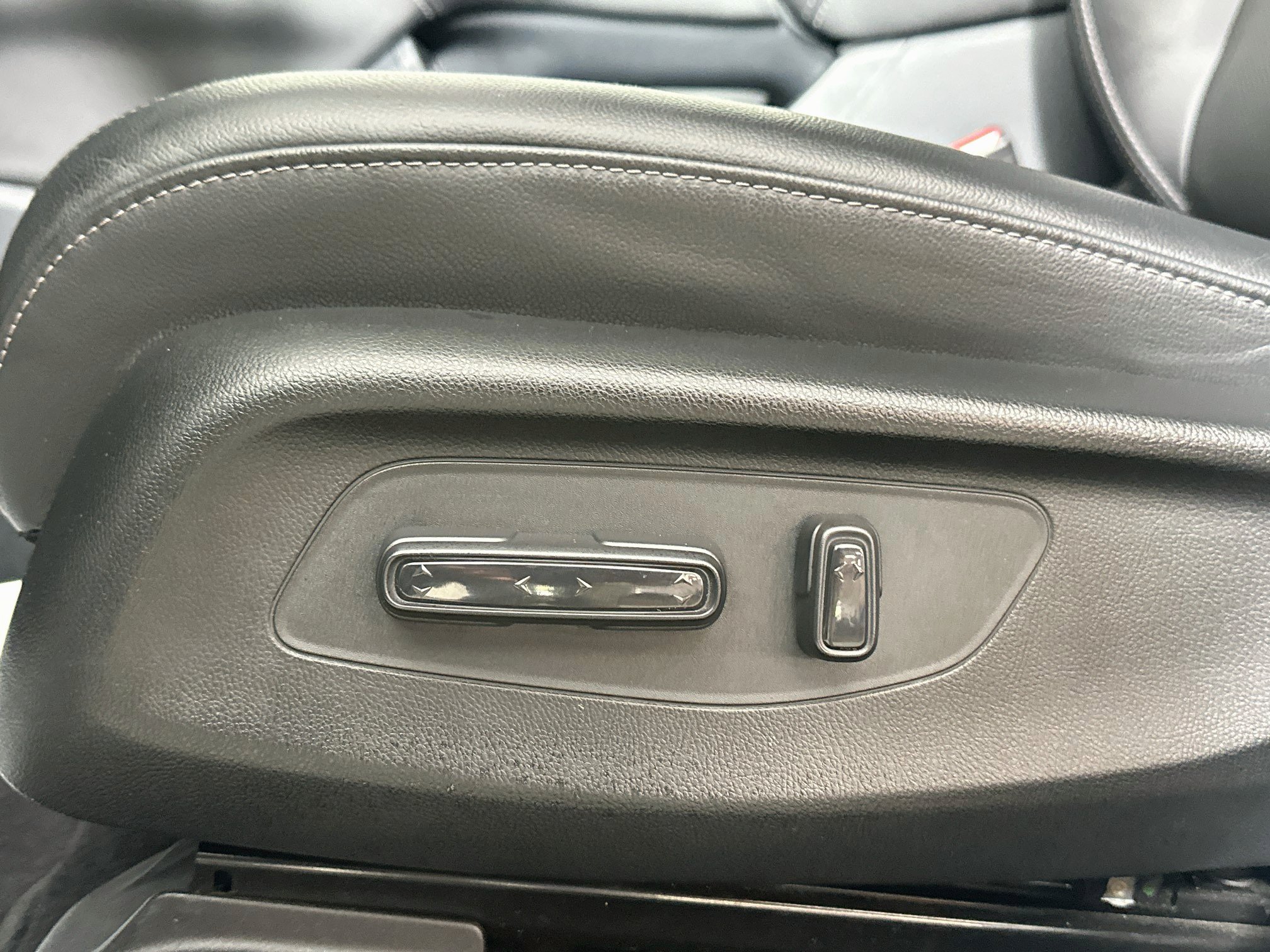 Used 2024 Honda HR-V EX-L image 18