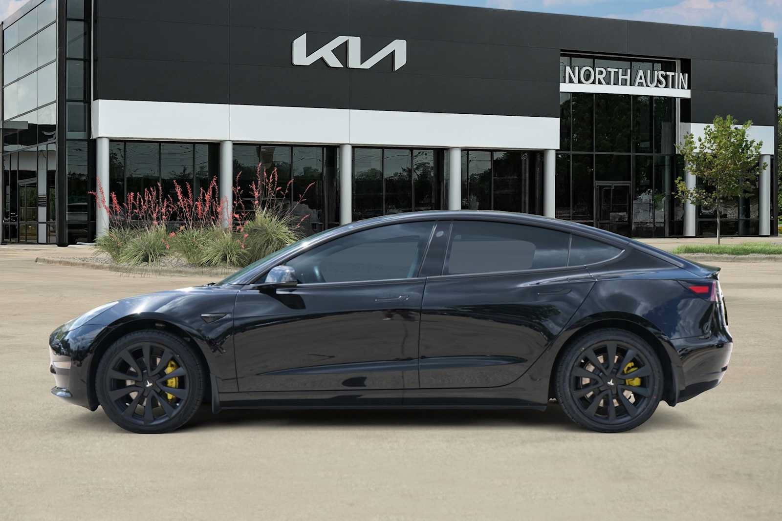 Used 2019 Tesla Model 3 Long Range RWD image 5