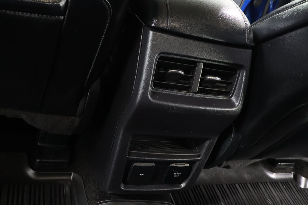Used 2018 Ford Edge SEL w/ Equipment Group 201A FWD image 25