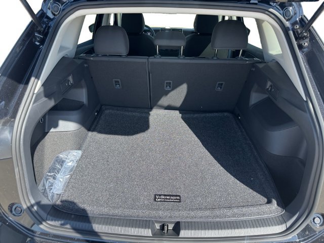 New 2026 Volkswagen Tiguan S FWD image 12