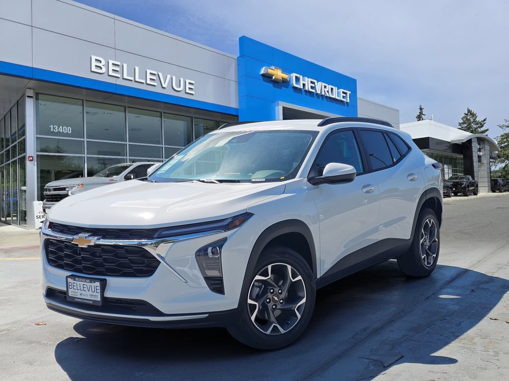 New 2026 Chevrolet Trax LT w/ Driver Confidence Package