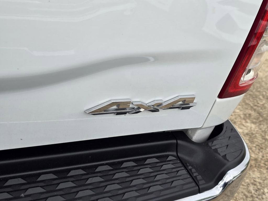 Used 2024 RAM 2500 Big Horn w/ Off Road Package AWD/4WD image 8