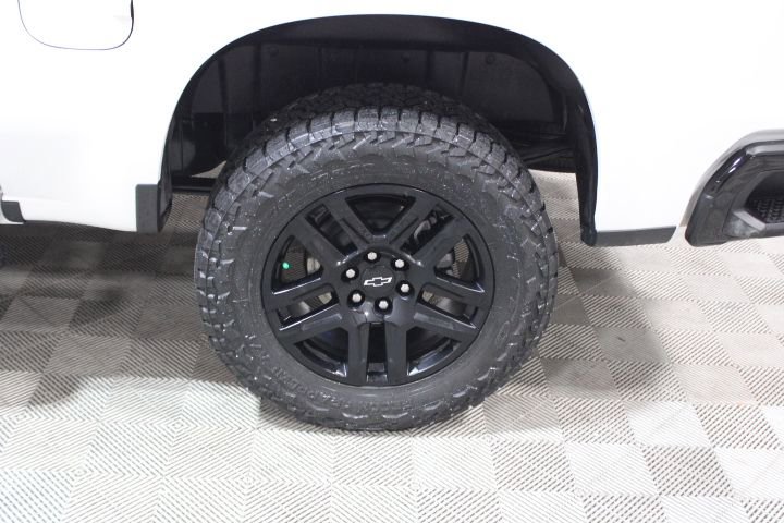 Used 2025 Chevrolet Silverado 1500 Custom Trail Boss w/ Turbomax Blackout Package image 46