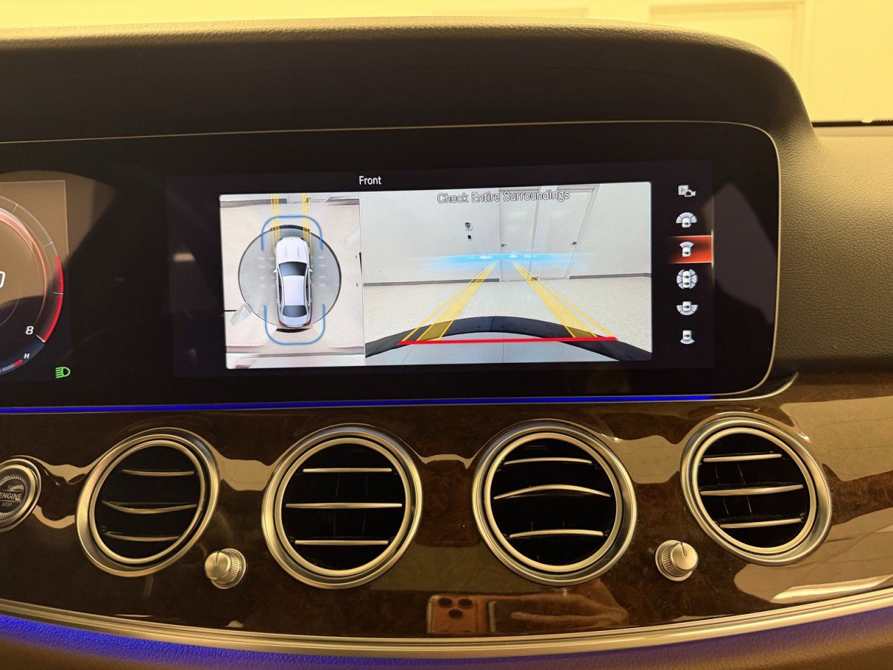 Used 2023 Mercedes-Benz E 350 4MATIC Sedan w/ Premium Package image 41