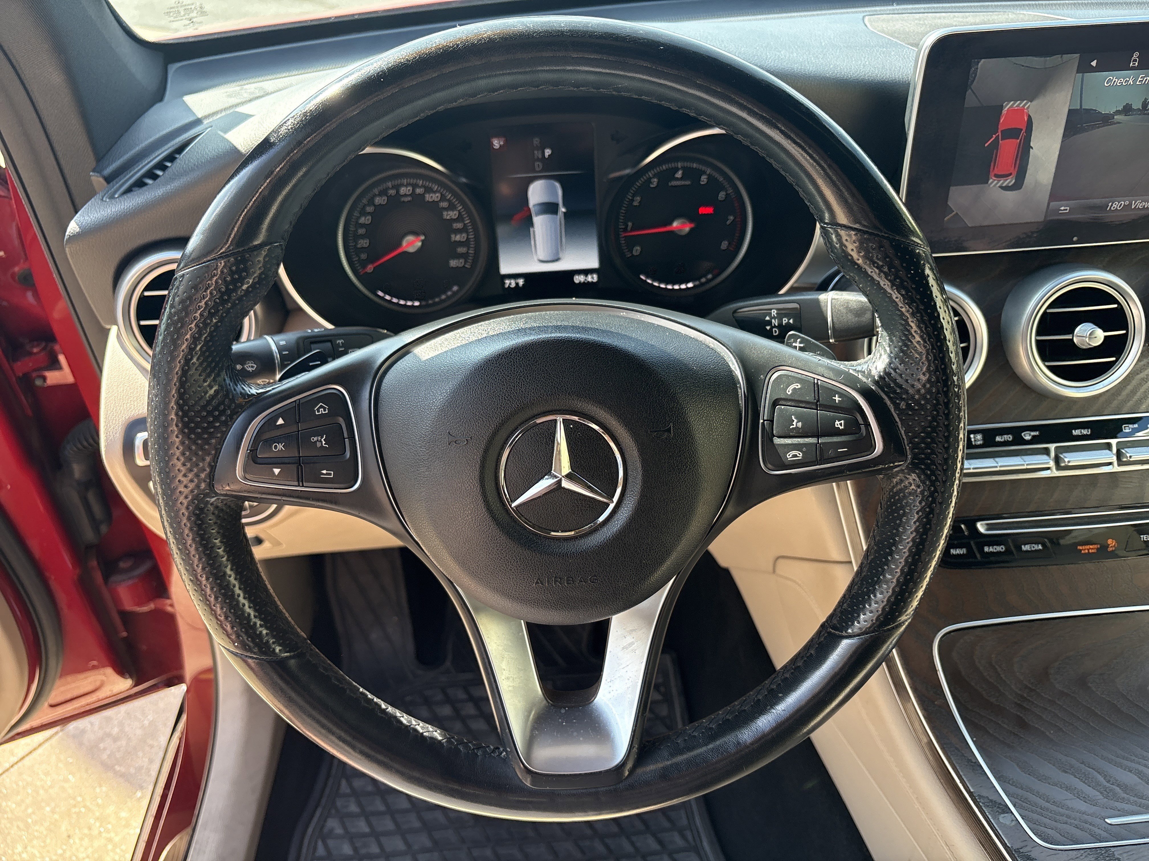 Used 2018 Mercedes-Benz GLC 300 4MATIC image 18