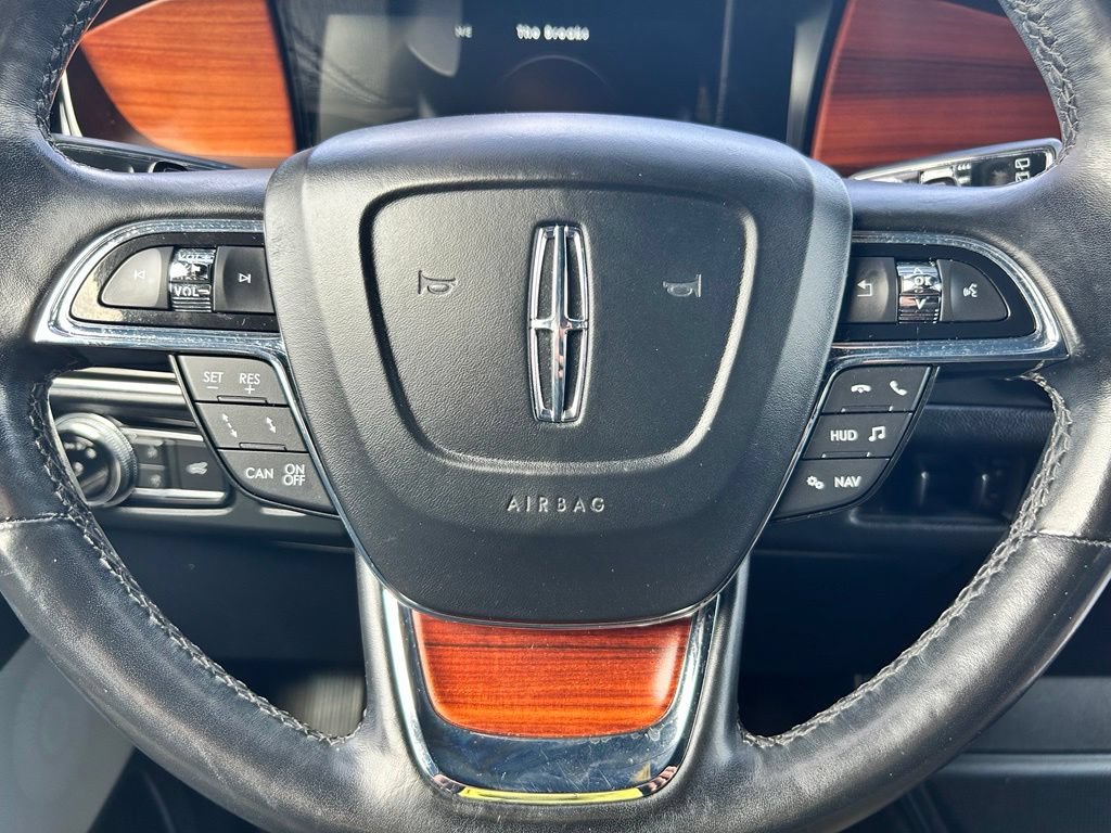 Used 2018 Lincoln Navigator L Reserve w/ Technology Package AWD/4WD image 24