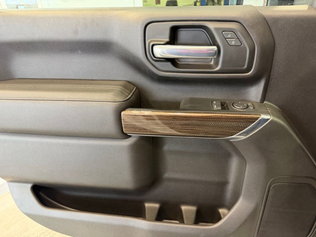 Used 2022 Chevrolet Silverado 3500 LT w/ Convenience Package image 23