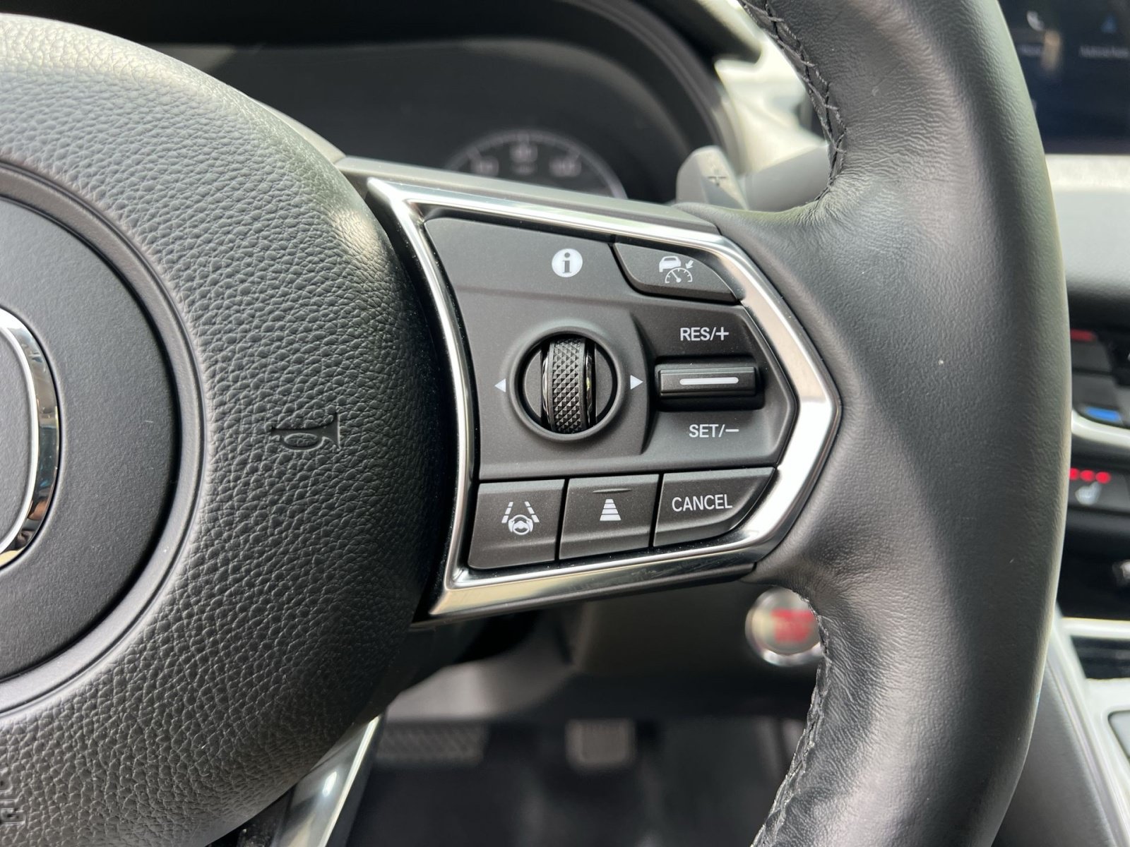 Used 2023 Acura TLX FWD image 32