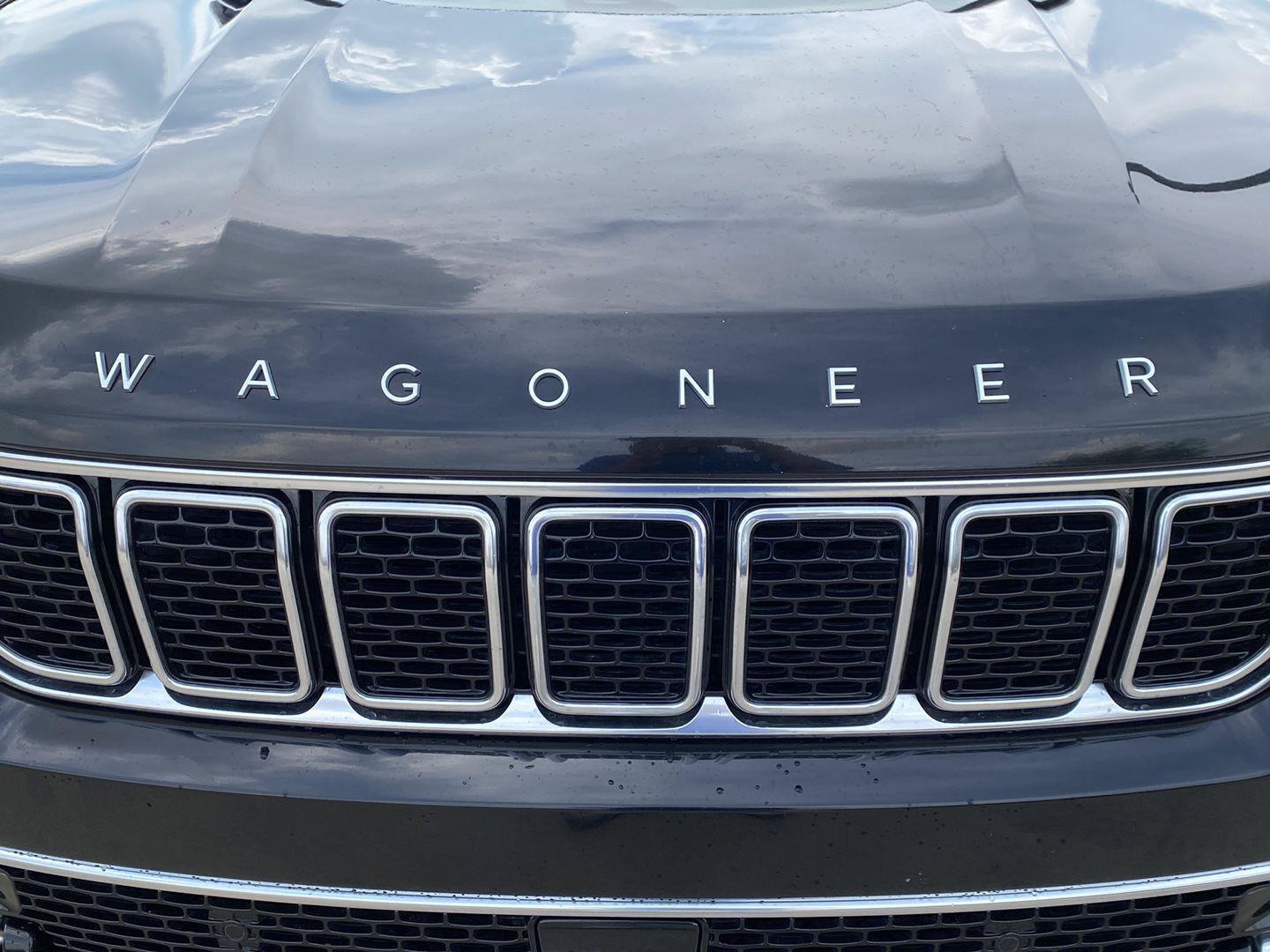 Used 2022 Jeep Wagoneer Series II w/ Premium Group I AWD/4WD image 11